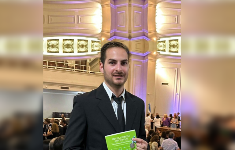 Graduado de la FIUNER premiado por la Academia Nacional de Ingeniería