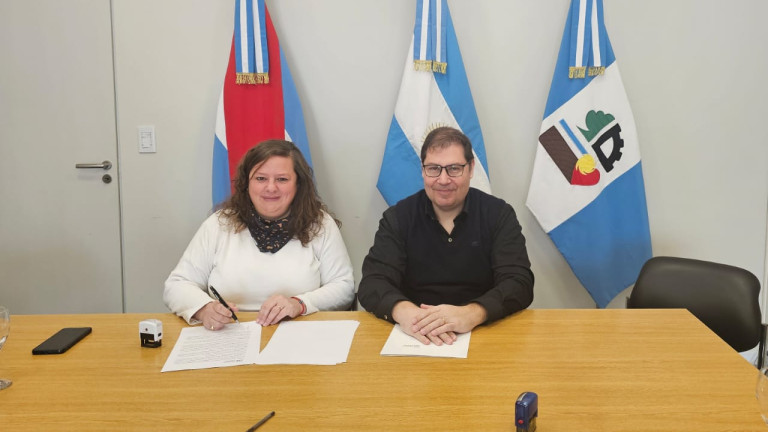 La FIUNER suscribió el convenio de asesoramiento al Municipio de Gral. Ramírez
