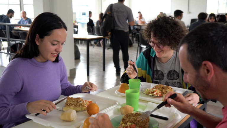 Convocatoria a cubrir Becas de Comedor 2025