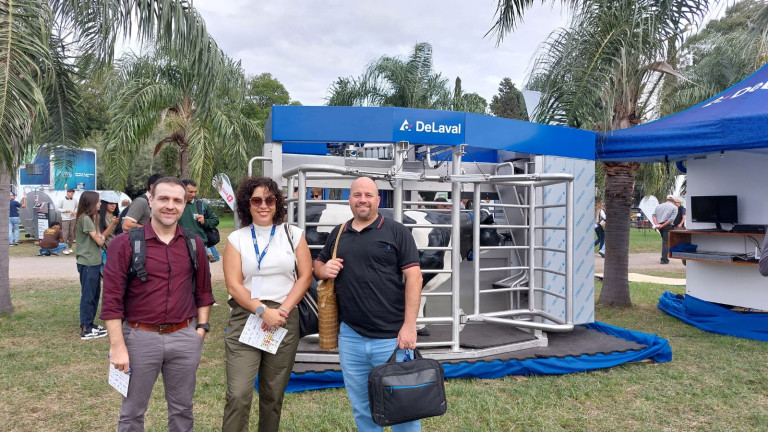 Investigadores de la FIUNER expusieron sobre transformación digital en la cumbre láctea nacional