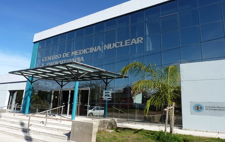 Charla «Un centro de alta complejidad en el sistema de salud entrerriano. Aportes de la ciencia y la tecnología a la atención de la salud»