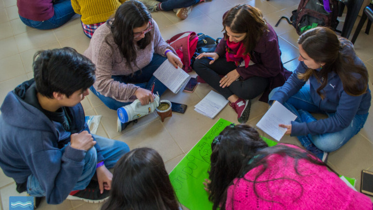 Convocatoria 2025 a Proyectos y Acciones de Extensión
