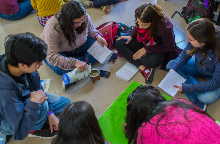 Convocatoria 2025 a Proyectos y Acciones de Extensión