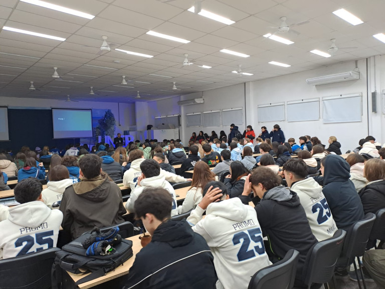 Más de mil estudiantes pasaron por la JOFI 2026 en la FIUNER