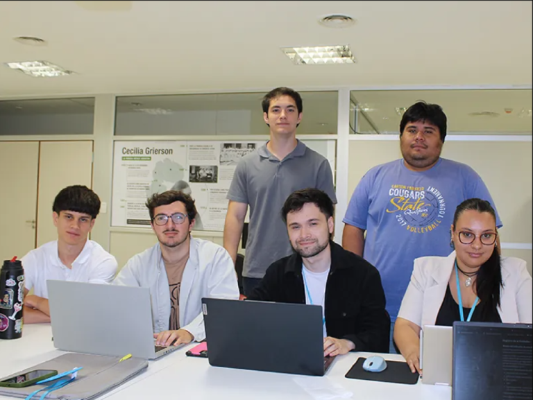 Estudiantes de Procesamiento y Explotación de Datos realizaron prácticas en el Hospital de la Baxada