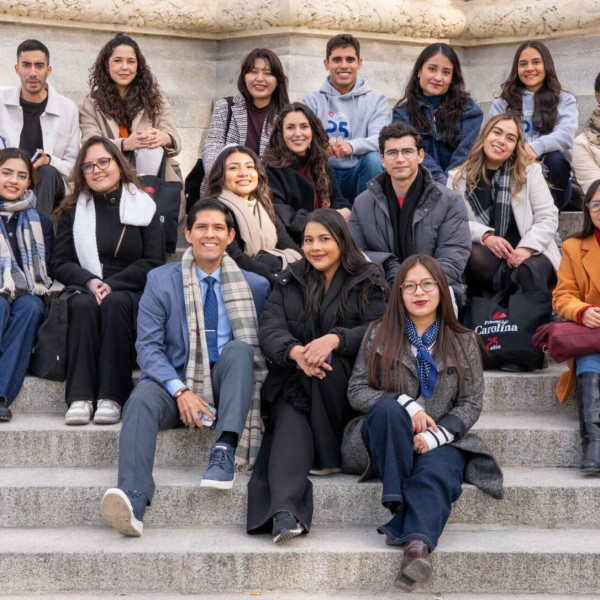 Abrió la convocatoria a las Becas Fundación Carolina 2026-2027