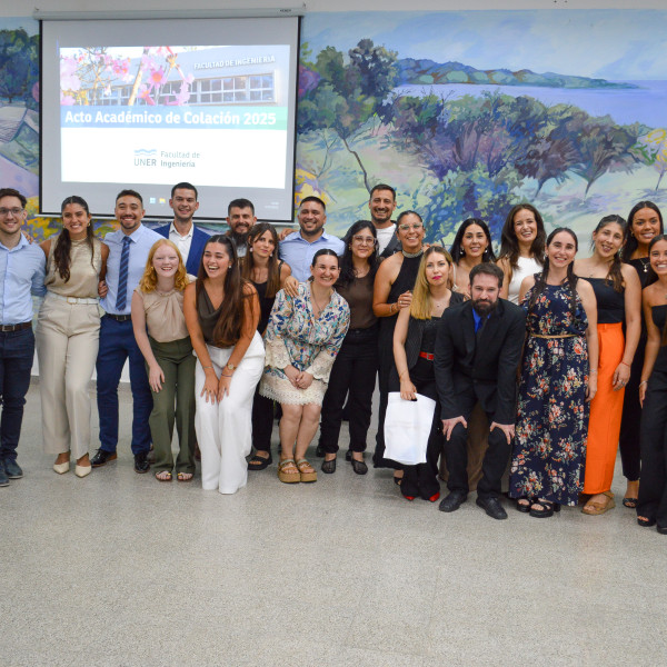 ¡Sumate con tu foto! Convocatoria a graduadas y graduados de la UNER para visibilizar su presente profesional