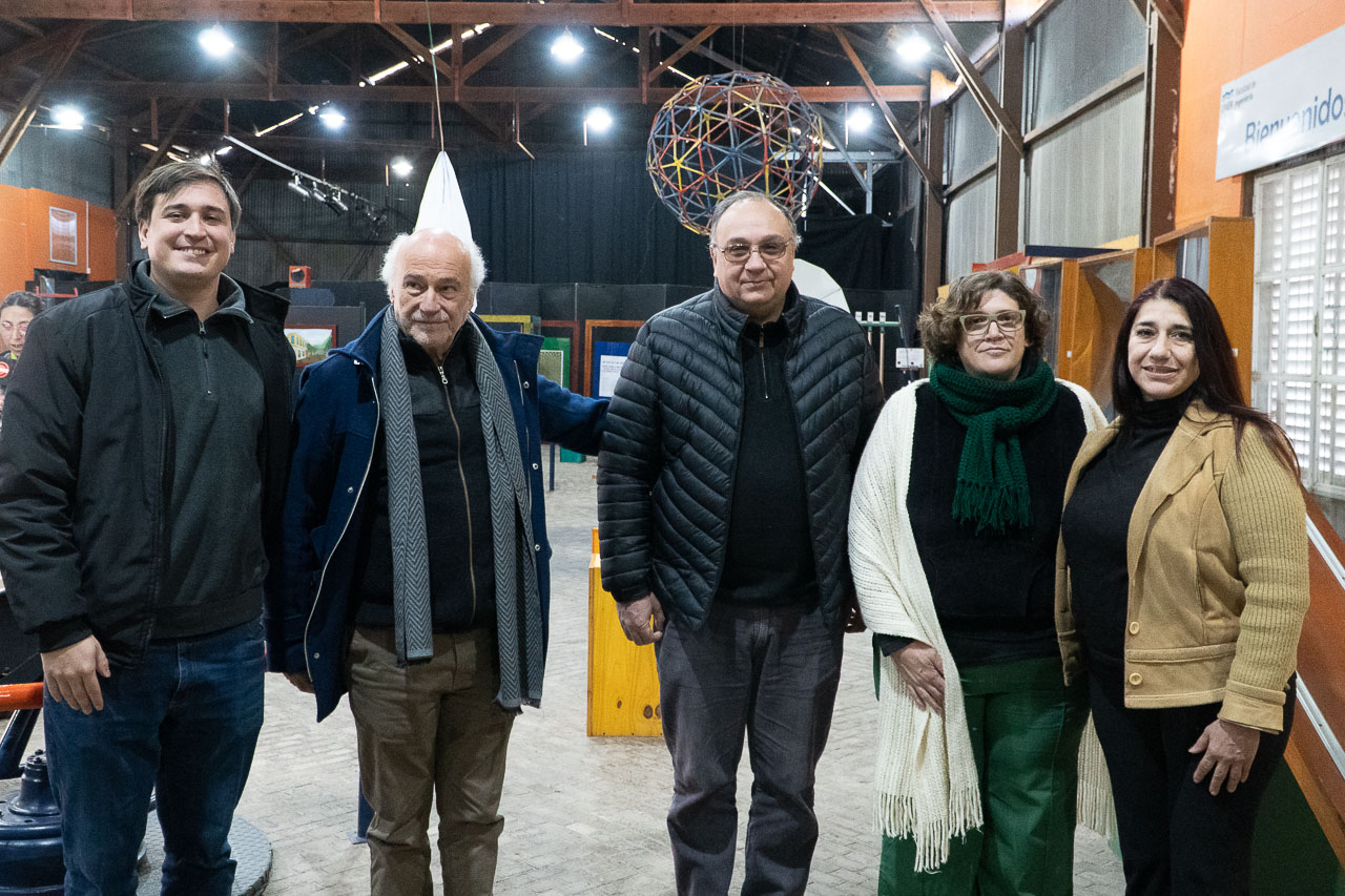 Firma de convenio: PuertoCiencia abre sus puertas durante el receso invernal junto al Municipio de Paraná